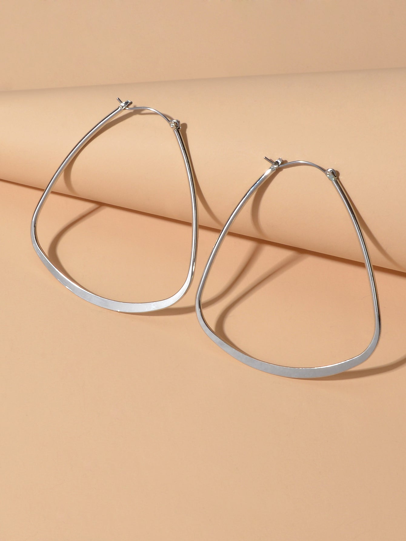 Punk Jewelry Gold Geometric Statment Hoop Earrings Minimalist Style Accessories-1