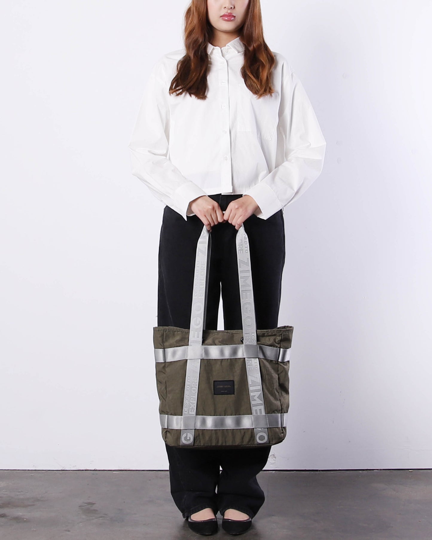 THE TWO WAY TOTE-1