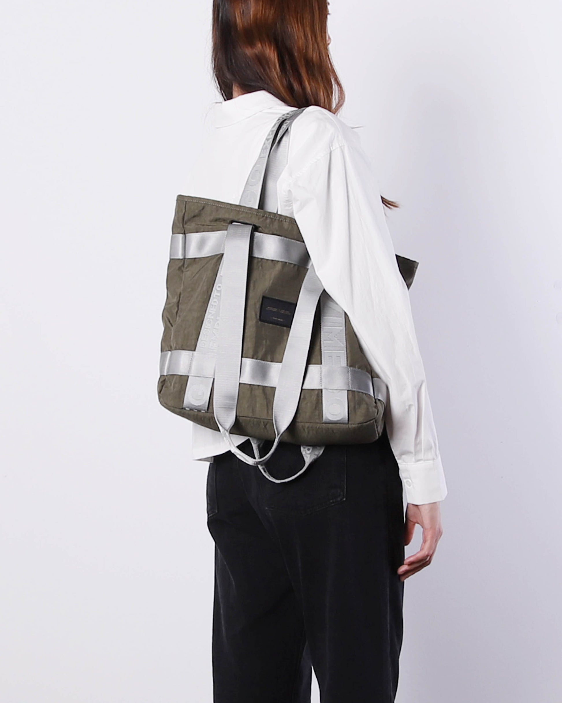 THE TWO WAY TOTE-3